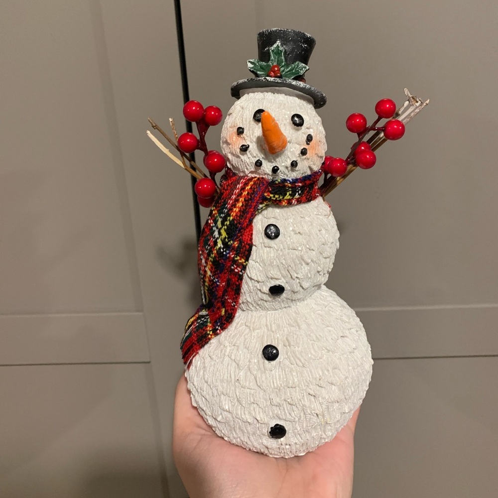 Cute snowman decor!